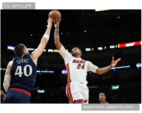 鲍威尔称赞替补火力强大让对手难以应对展现团队深度 鲍威尔称赞替补火力强大让对手难以应对展现团队深度