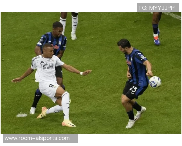 马竞备战西超杯时间紧迫本周三仅有一次正式训练机会 马竞备战西超杯时间紧迫本周三仅有一次正式训练机会