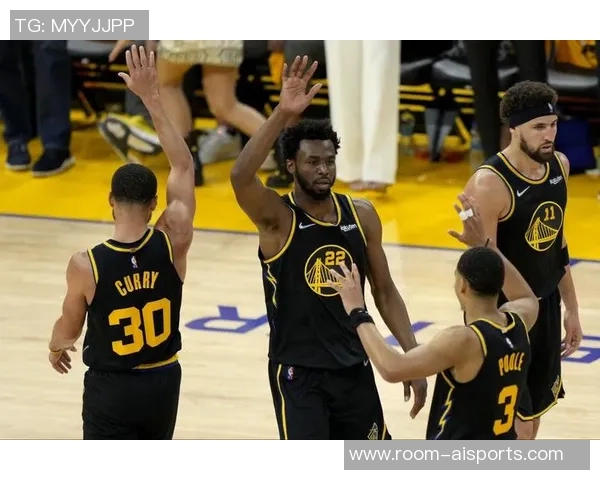 维金斯迎来生涯第700场比赛得分上双场均185分展现稳定表现